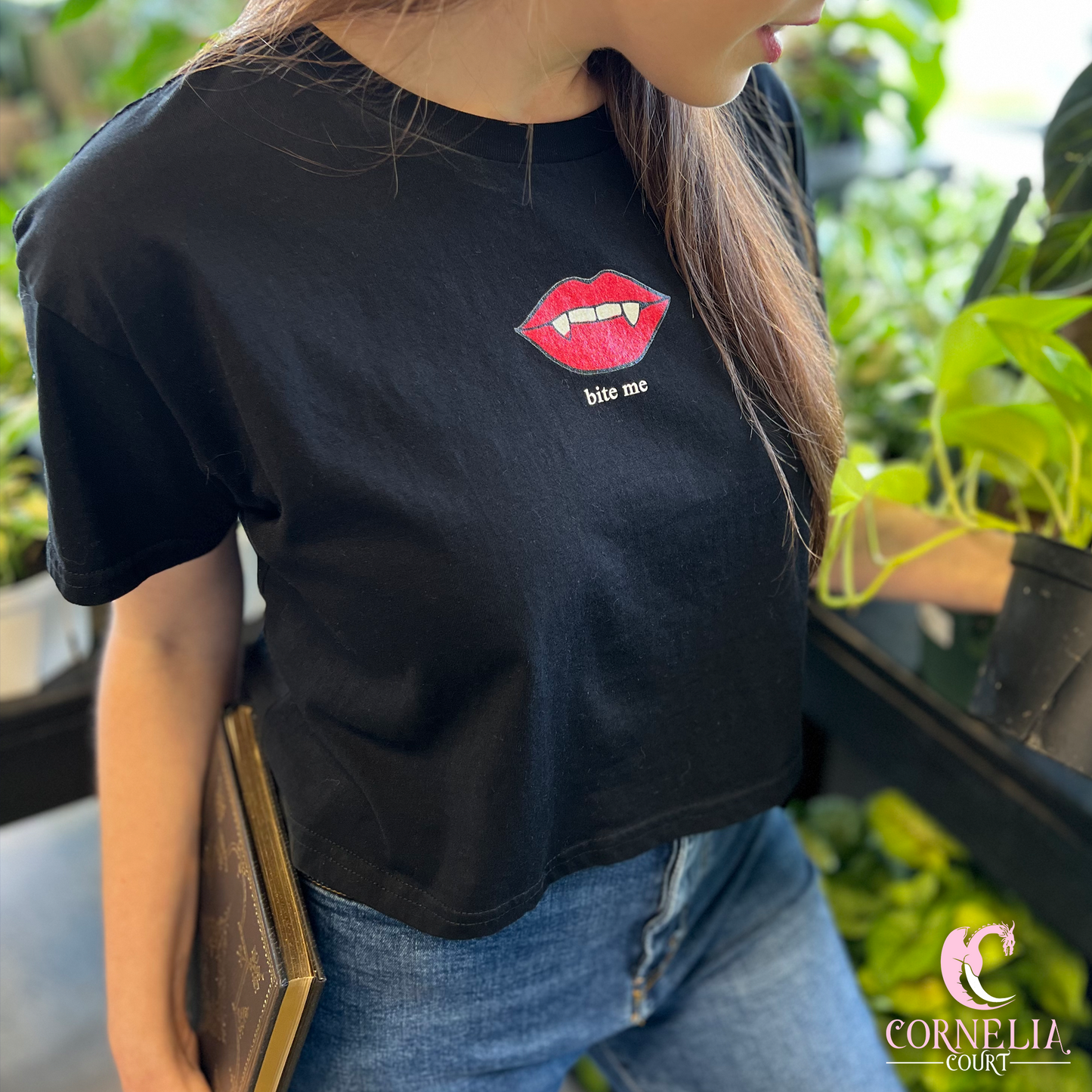 'Bite Me' Crop